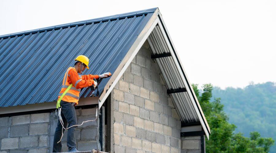 Professional residential roofers in Weyanoke, LA